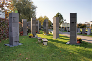 Urnenstelen-Friedhof St. Martin Hörbranz (Ortszentrum)